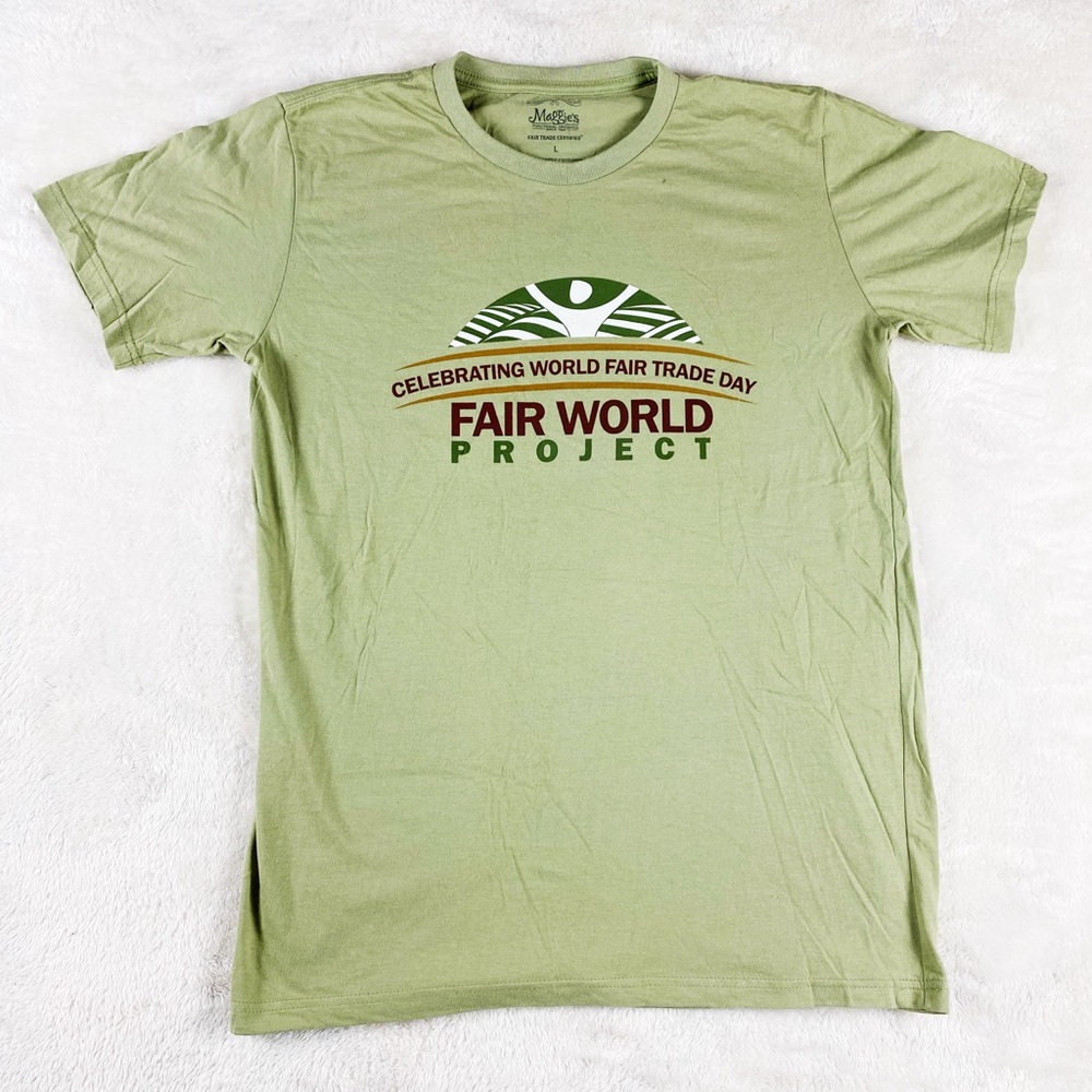 Official Fair World Project T-Shirt Whole Foods Size Large
